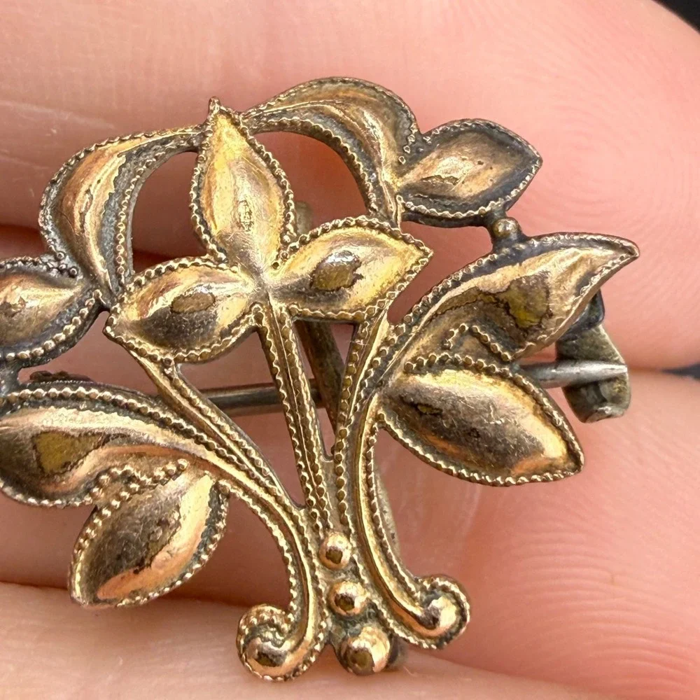 Vintage Gold Filled Watch Fob Brooch Signed MF&W‎